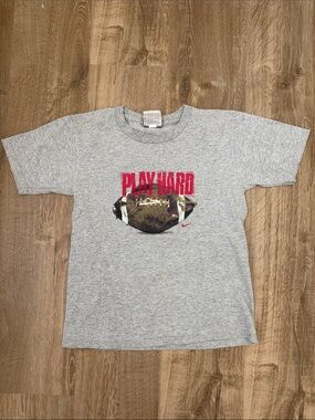 Nike Gray Kids' 'Play Hard' Football Graphic Tee, Size Small (8)